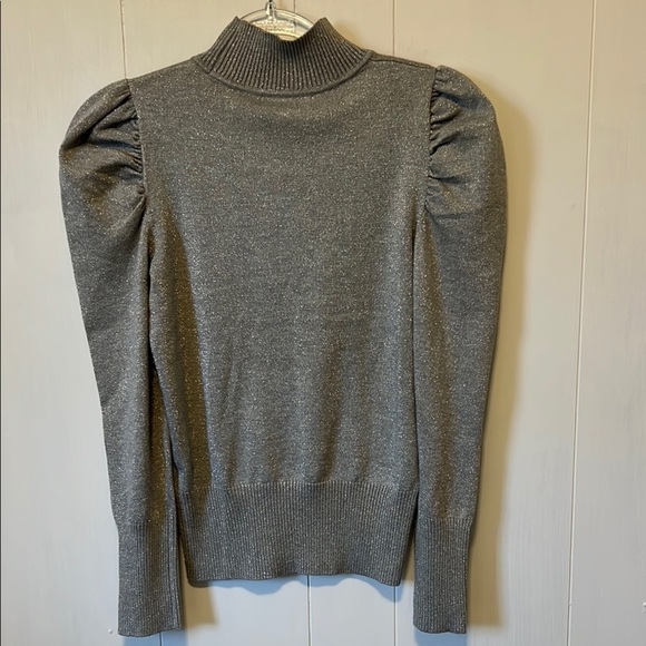 Love Trend Gray Women's Sparkly Sweater Size Small - Picture 2 of 7